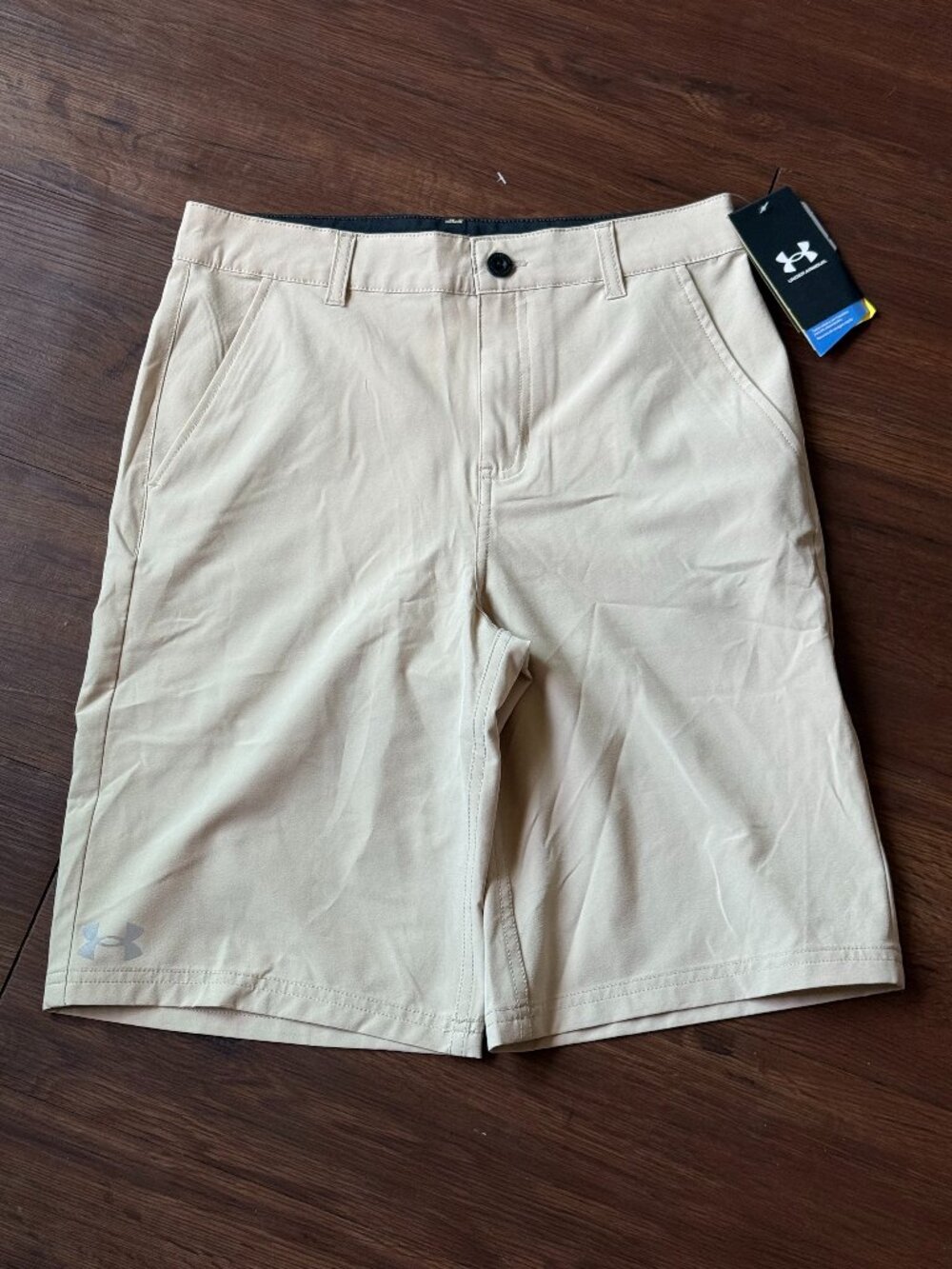 NWT Under Armour Youth Golf Shorts Size 16 Golfcore Desert Sand 3777